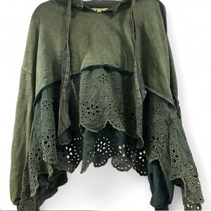 Oli & Hali Green Lace Hoodie Boho Eyelet Mineral Wash Cropped Small